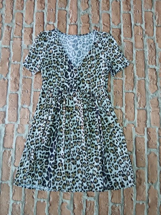 Дамски.    рокли