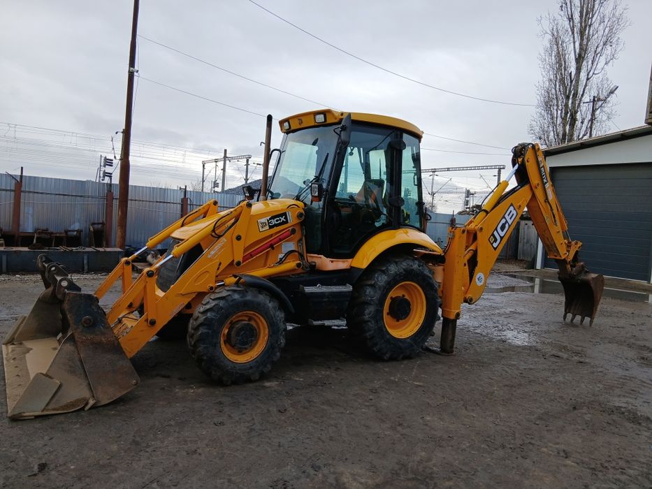 Vand buldoexcavator jcb 3cx