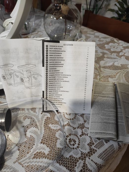 TEFAL. месомелачка  1800w.