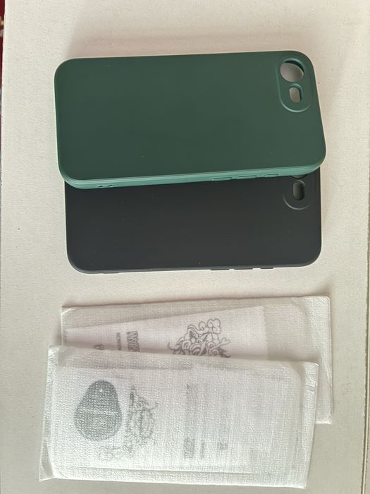 Продам iPhone 16e