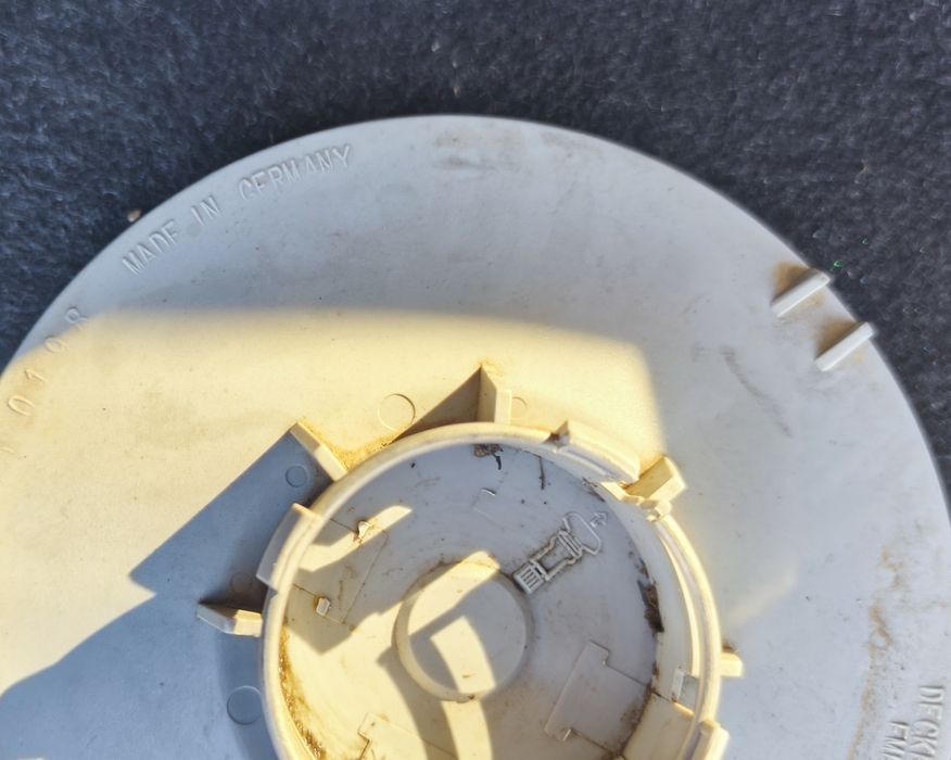 Vând capace jante aluminiu originale marca  VW