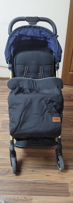 Продам прогулочную коляску