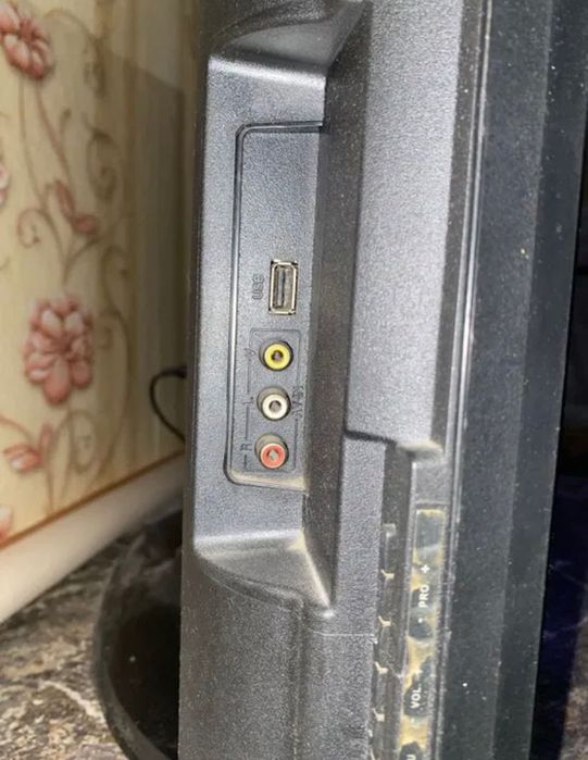 Рабочий Телевизор Thomson диагональ 80 см