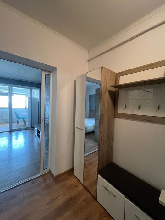 Inchiriez apartament tip studio, recent renovat, cu o camera, in zona premium Mazepa