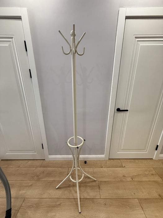 Вешалка напольная