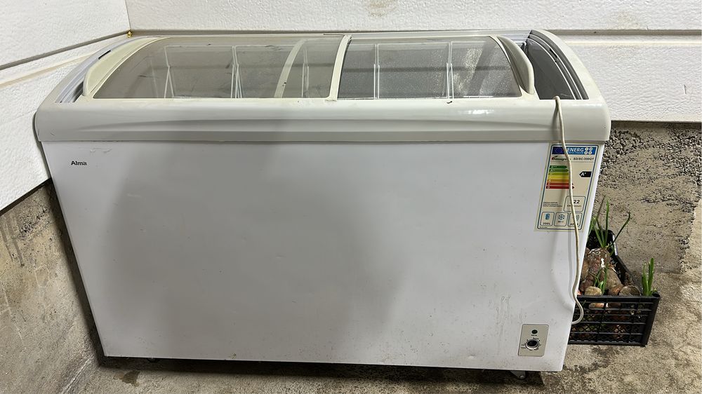 Морозильник Alma 350 л