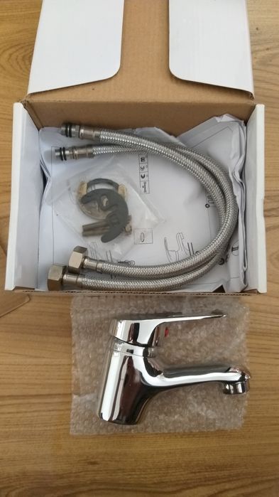 Умывальник пъедестальный