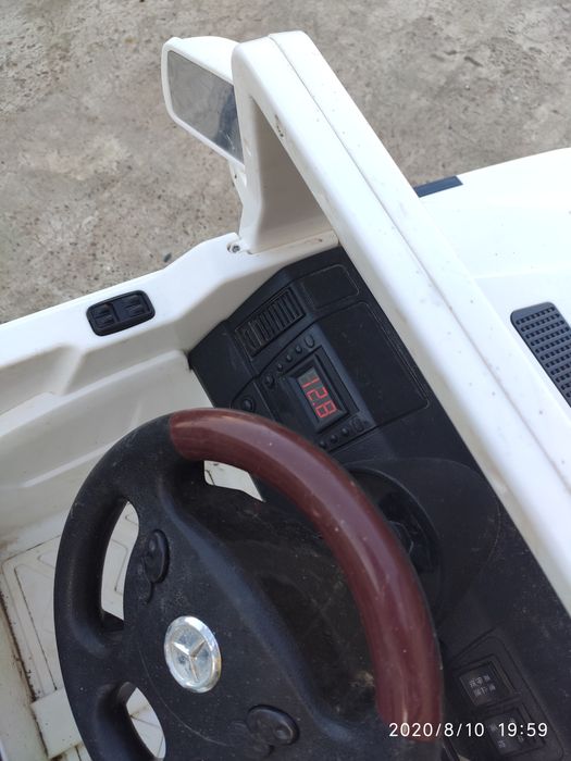 Продам детский электромобиль