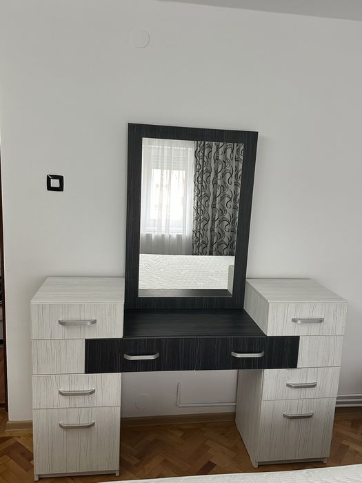 Urgent ! Set mobilier dormitor cu saltea de 30cm TimFlex