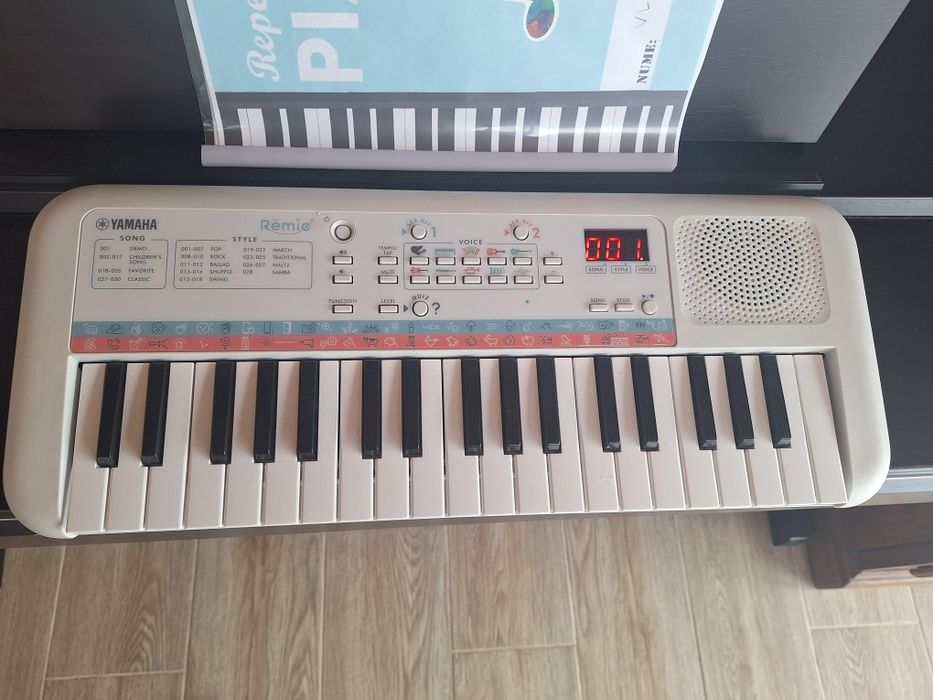 Orga Yamaha Remie (PSS-E30) – ideală pentru copii / începători