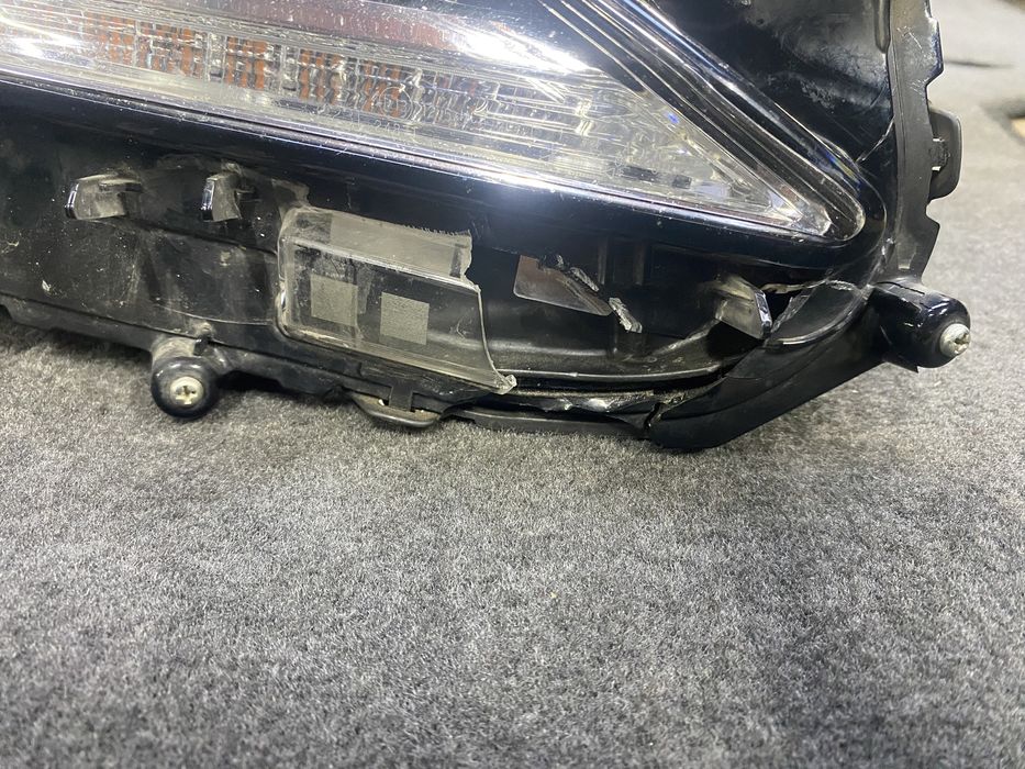 Фары Камри 70