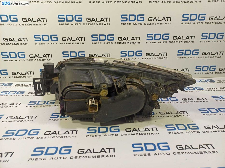 Far Dreapta EUROPA FARA Xenon Ford Mondeo 3 MK3 2000 - 2007 Cod 0301174203 1S71-13005-SC [L1730]