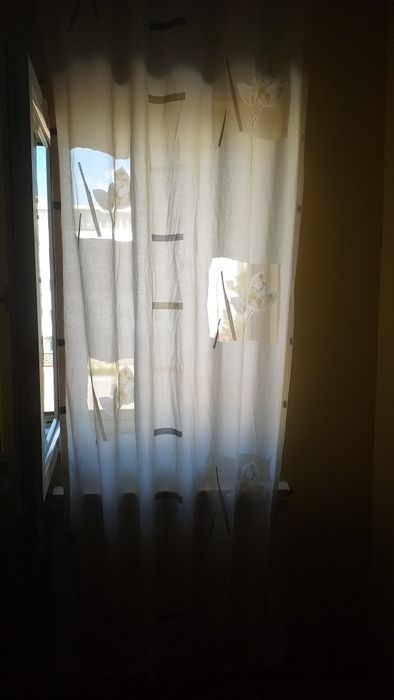 Draperii        .