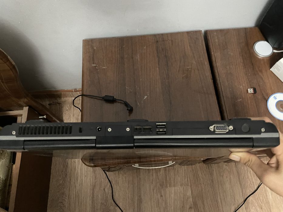Ноутбук Asus продается