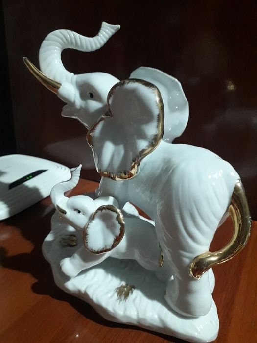 Статуэтка Слониха со слоником