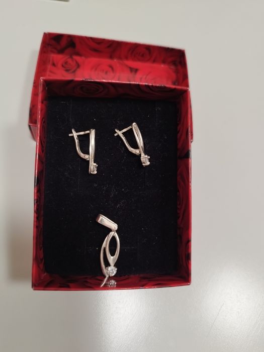 Сребърни комплекти, колие Swarovski, гривна