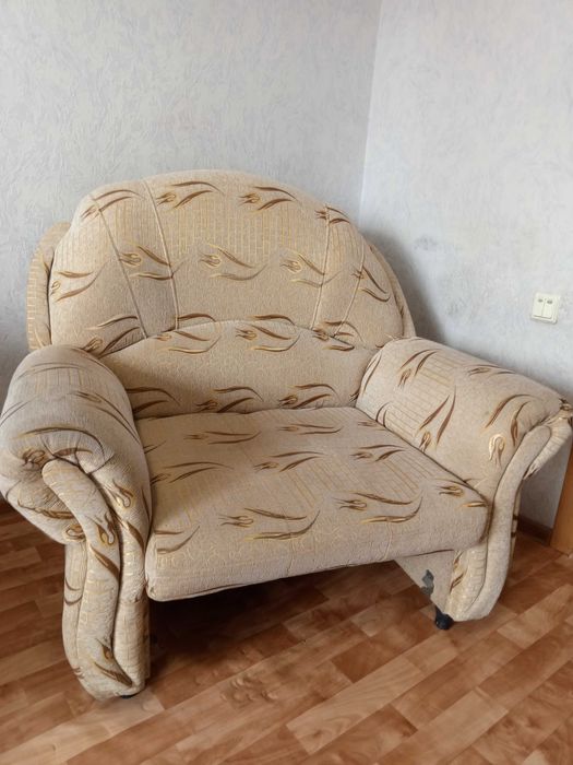 Мягкий уголок (диван+кресло)