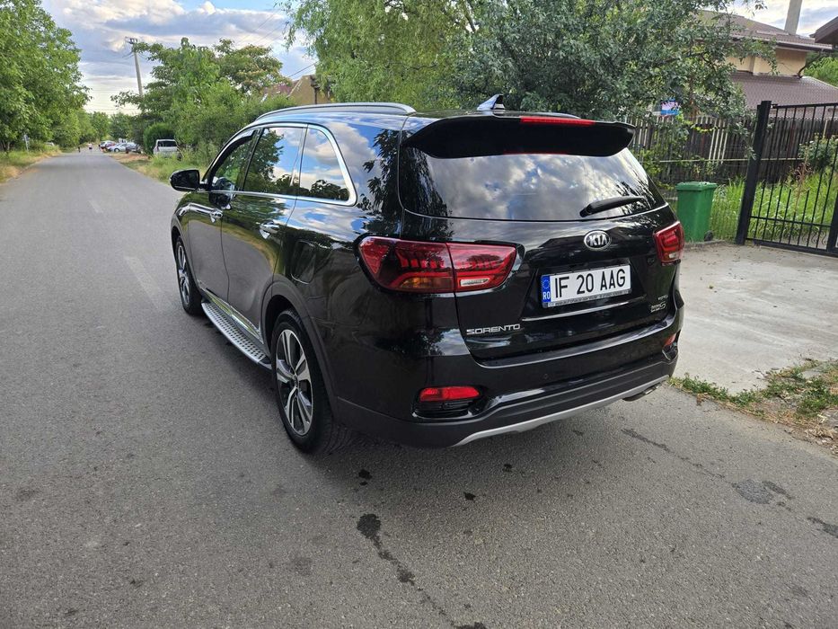 Kia Sorento 8 AT/ GT Line 4WD 2019