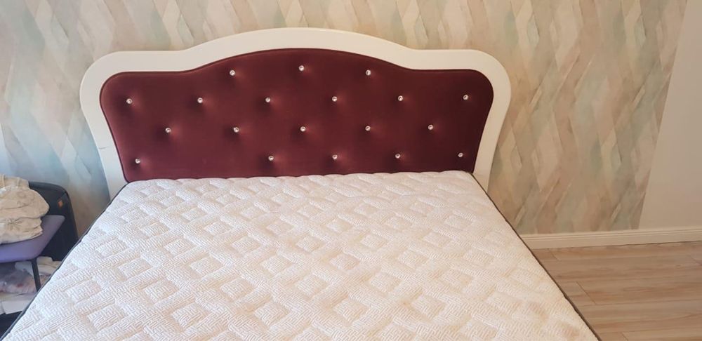 Продам шкаф и кровать