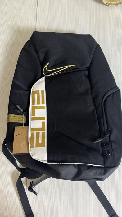 Спортивные сумки Nike Elite