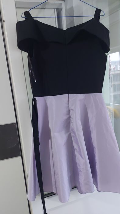 vand rochie pt eveniment