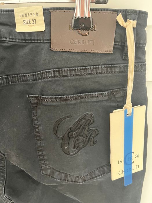 Vand pantaloni Cerutti pentru femei noi cu eticheta