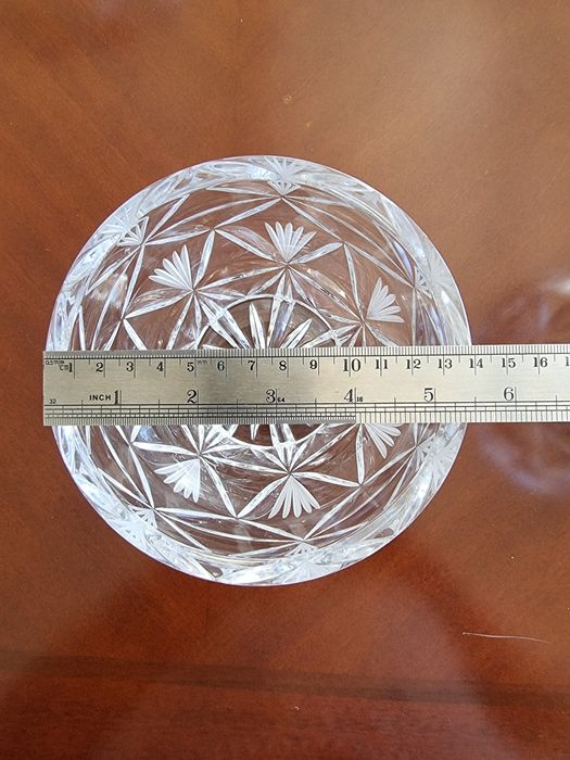 Вазы хрустальные