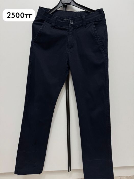 Школьная одежда в отличном состоянии