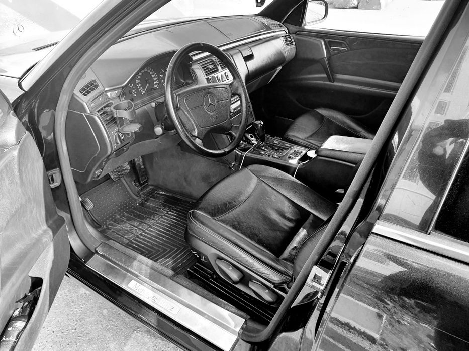 Мерседес 210 Е 200 компрессор автомат