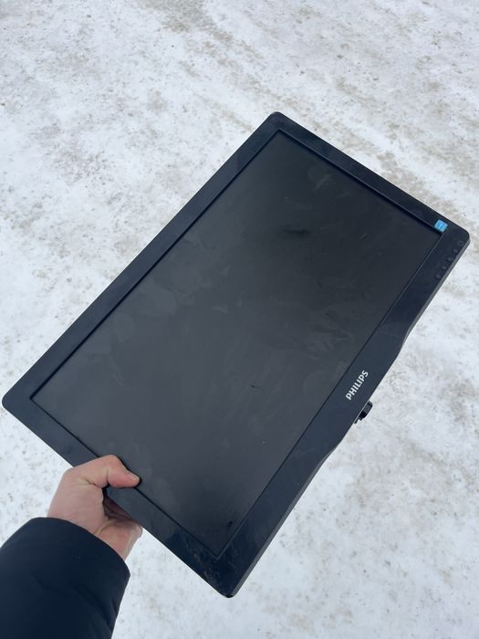 Монитор на запчасти