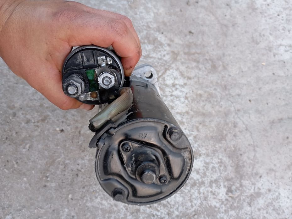 Стартер Audi A4 B6 2.5 TDI 180