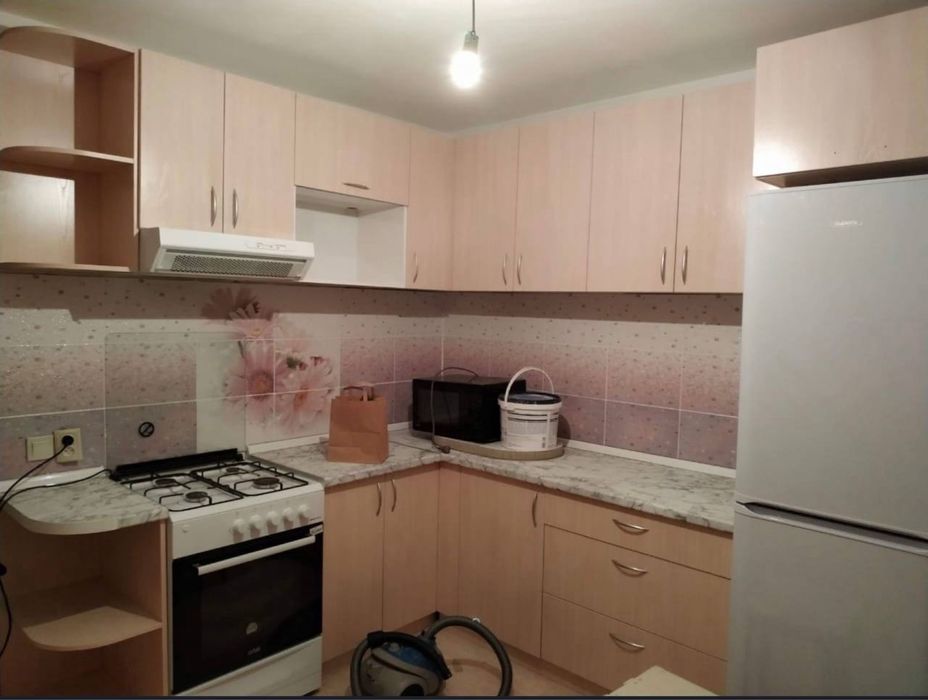 Кухонный гарнитур из дерева