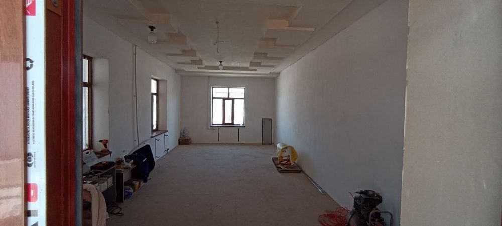 Uy sotiladi 6 sotix yangi darxon bozori yonida