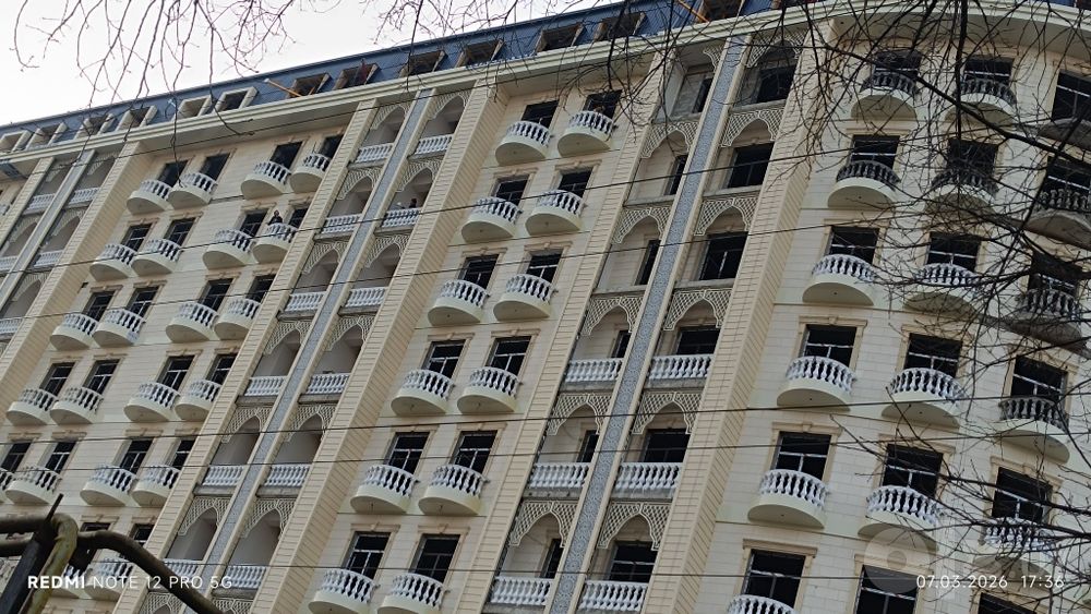Feruza massive da 65 m² uy sotiladi