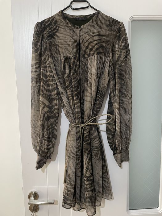 Дамска рокля Guess S