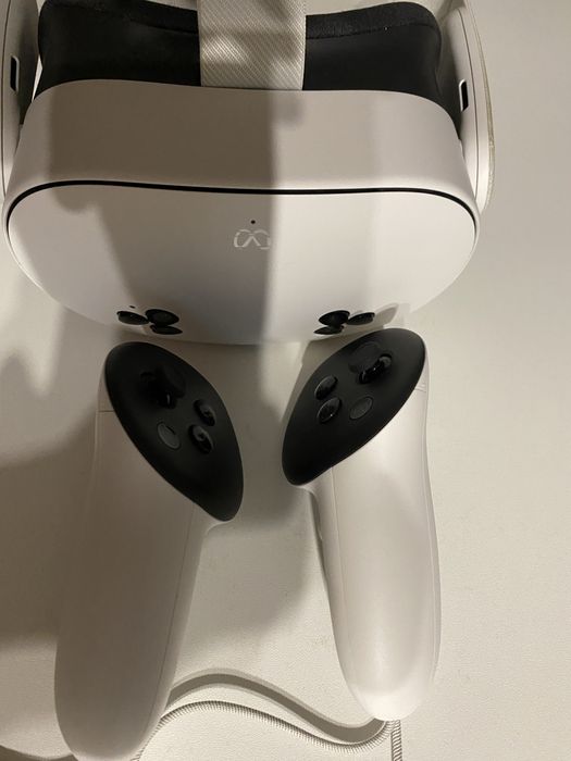 VR шлем Oculus Quest 3S