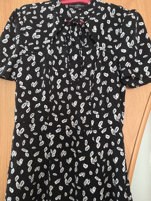 Продам платья новые