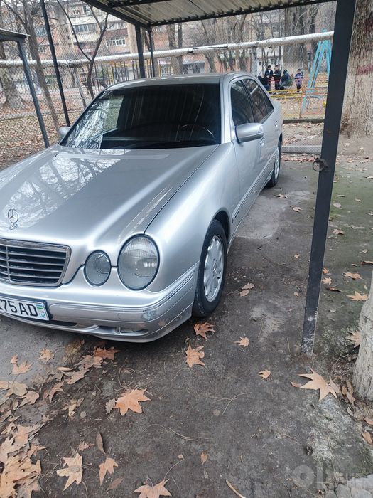 Продам Мерседес w210 бензин