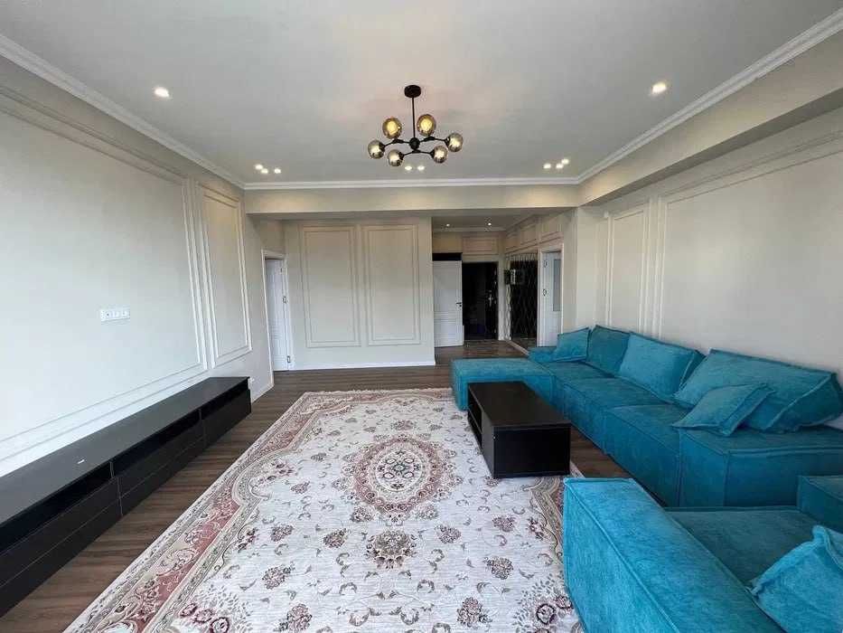 Метро Ойбек ! Сдается новая -2х комнатная квартира! 989*