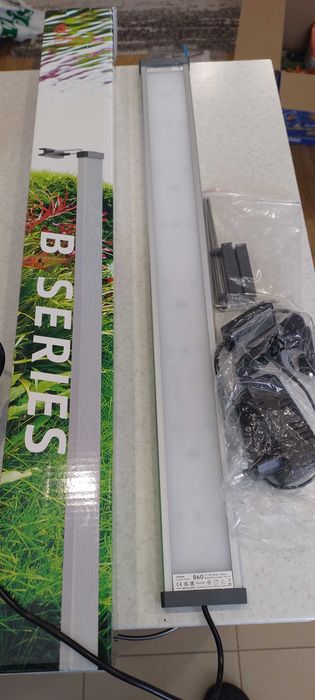Продавам аквариумна техника