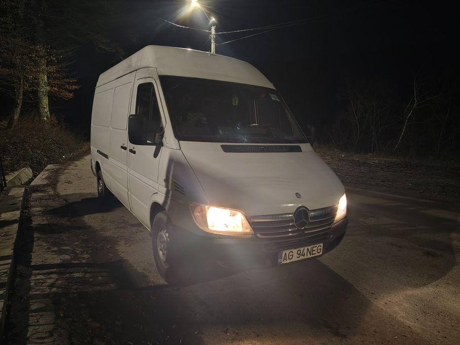 Vând Mercedes Sprinter