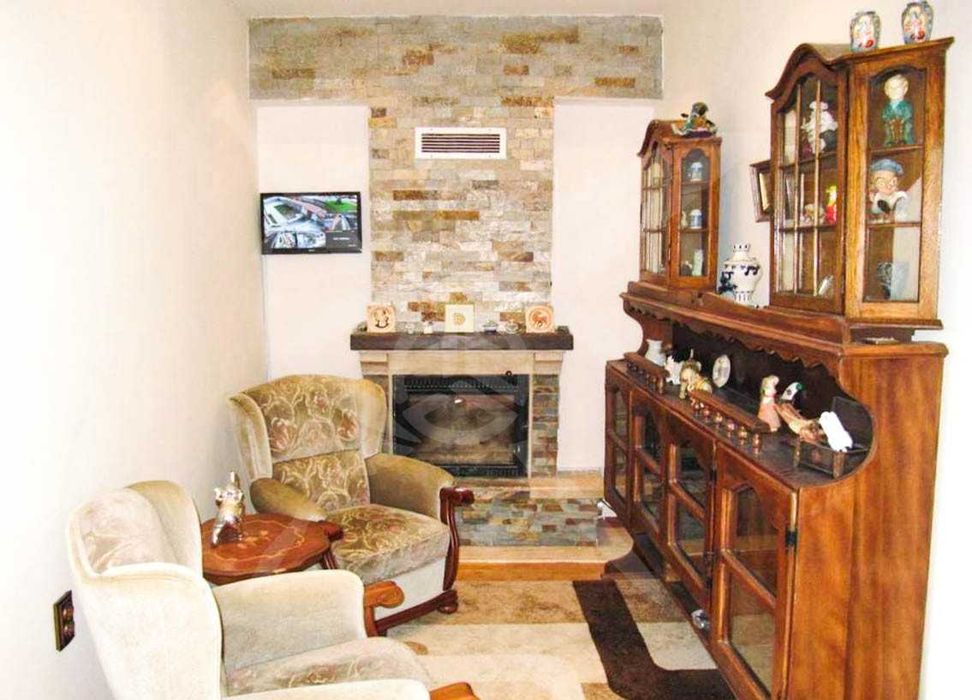 Продава се Къща в с. Брягово, Област Пловдив - 220 кв.м за 418 €/кв.м - Снимка #1