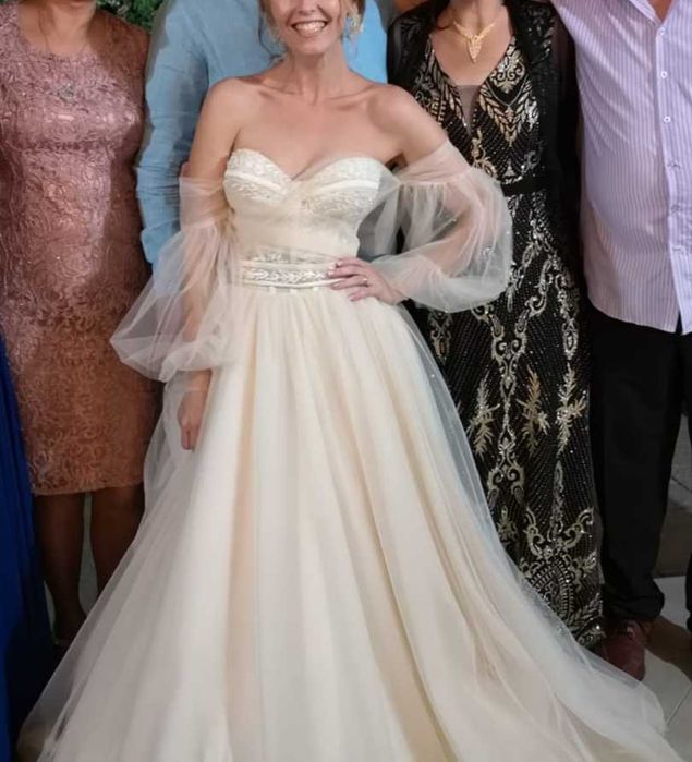 Rochie de mireasa somon/ivory + voal 3m cadou