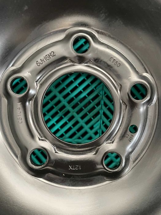 Set jante cu anvelope noi vara 205 65 r16c Renault Trafic Vivaro 2014+