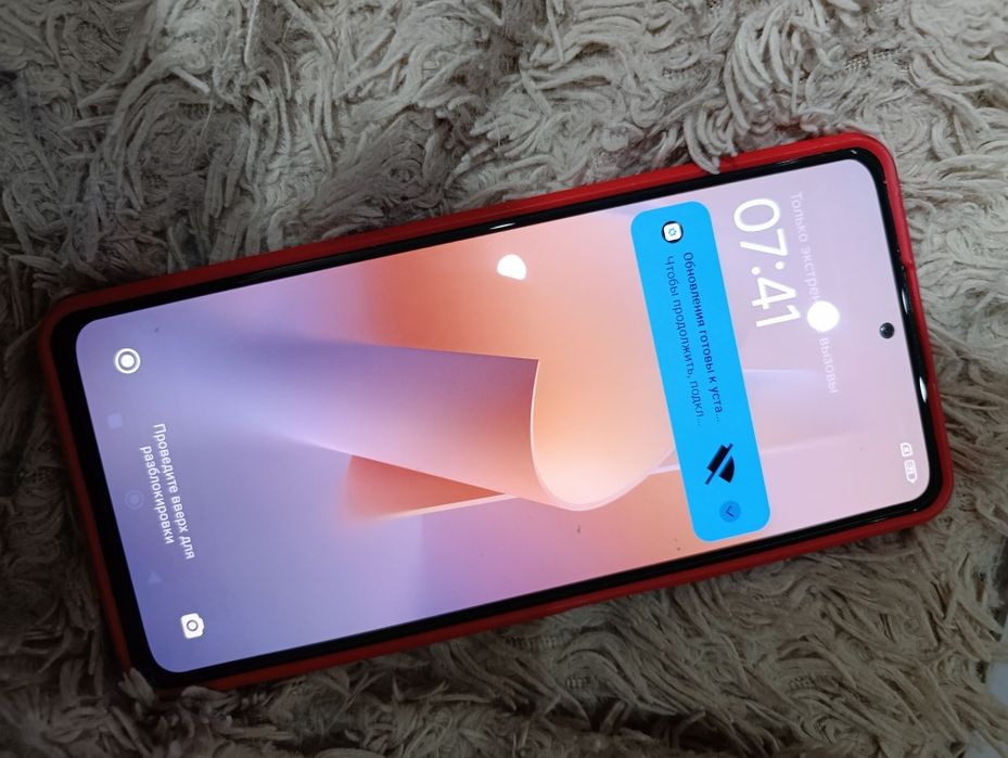 Продам телефон .