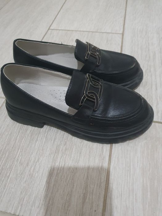 Школьные ботинки, туфли