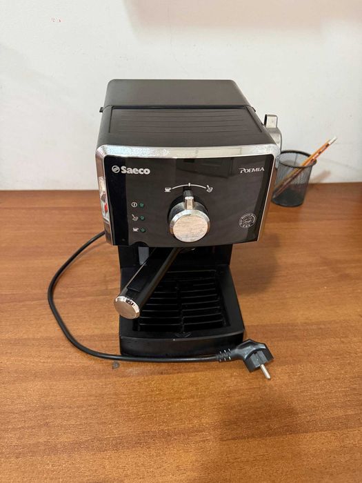 Продам Кофеварку Saeco