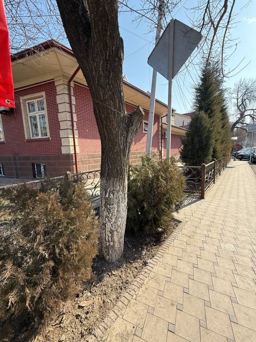 Срочно Продается Яккасарайиский р-н  дом углавой