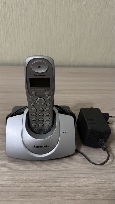 Продам домашний радиотелефон Panasonic