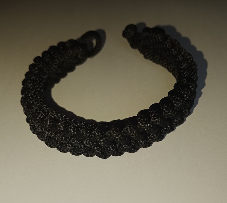 Bejirim qo'l brasletlari